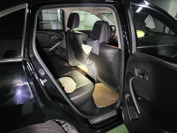 [上海·沪B] 二手讴歌讴歌RDX2013款 3.0L 两驱精英版