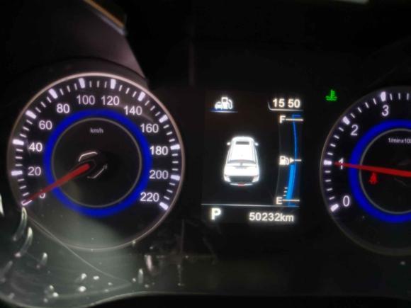 [苏州·苏E] 二手中华中华V32016款 1.5L 自动智能型