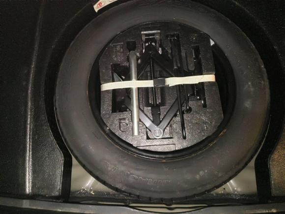 [广州·粤A] 二手大众帕萨特2011款 1.8TSI DSG尊荣版