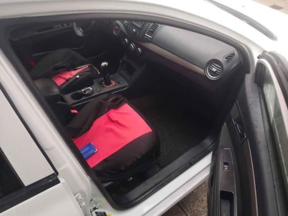 [合肥·冀A] 二手荣威荣威3502015款 1.5L 手动豪华天窗版