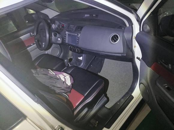 [合肥·皖A] 二手铃木雨燕2013款 1.5L 自动标准版