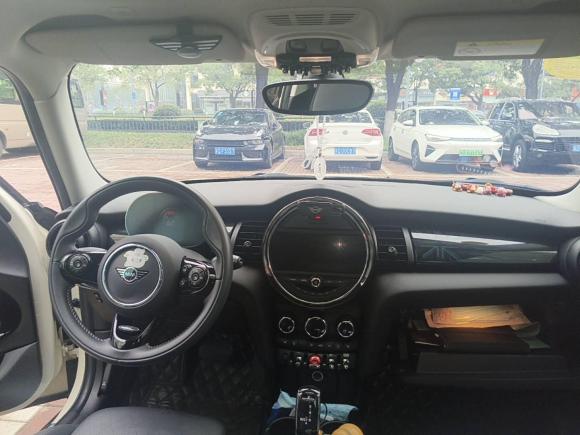 [常州·苏D] 二手MINIMINI2021款 1.5T COOPER 艺术家 五门版