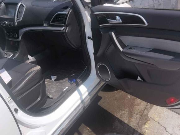 [上海·沪C] 二手北汽幻速北汽幻速H32015款 1.5L 手动豪华型