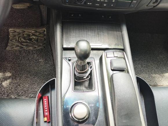 [上海·沪D] 二手雷克萨斯雷克萨斯GS2012款 250 领先版