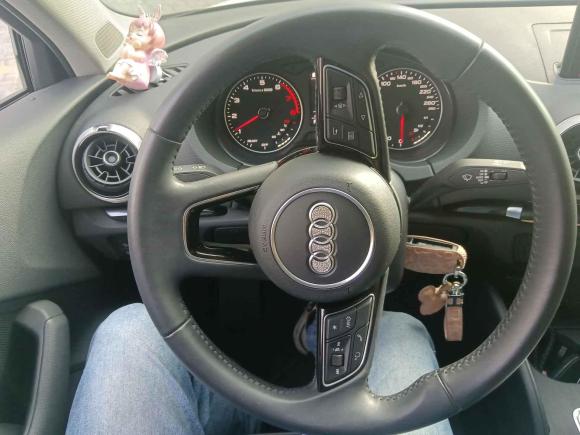 [芜湖·苏A] 二手奥迪奥迪A32018款 30周年年型 Limousine 35 TFSI 时尚型