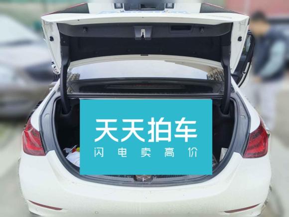 [济南·鲁A] 二手奔驰奔驰C级2022款 C 260 L 运动版