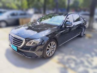 奔驰奔驰E级2017款 E 300 L 豪华型
