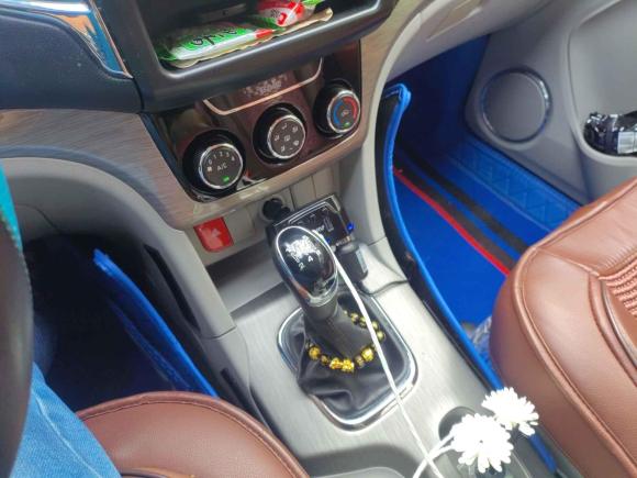 [上海·川Y] 二手北汽幻速北汽幻速H32016款 H3F 1.5L 手动尊贵型