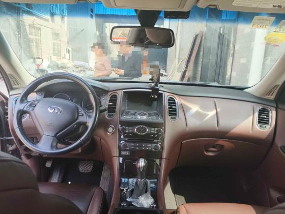 [南京·苏L] 二手英菲尼迪英菲尼迪EX2013款 EX25 两驱优雅版