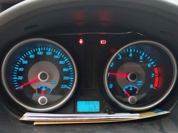 [济南·鲁A] 二手别克凯越2015款 1.5L 手动经典型