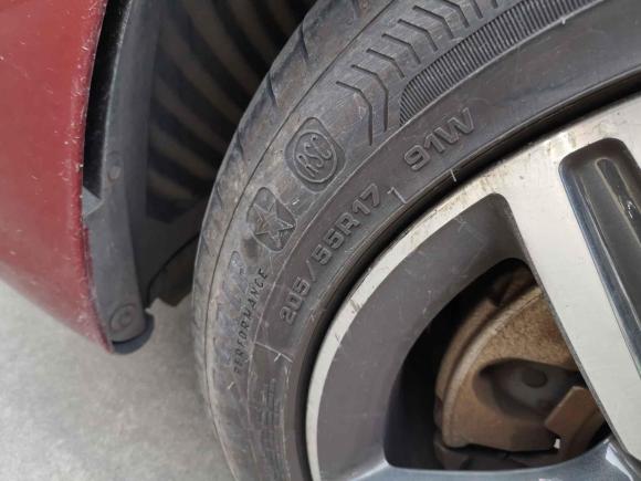 [广州·粤A] 二手宝马宝马2系旅行车2015款 218i 运动设计套装