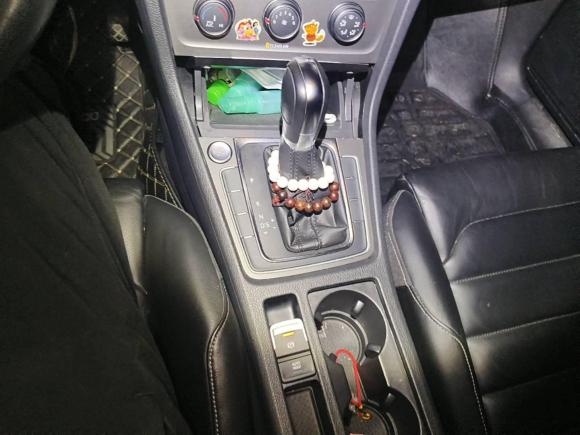 [武汉·鄂A] 二手大众高尔夫2016款 230TSI 自动豪华型