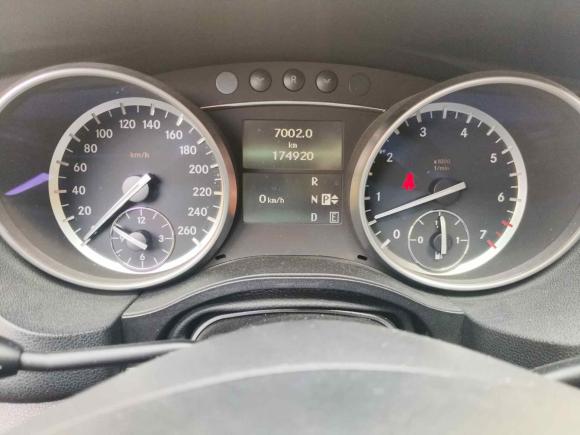 [无锡·苏B] 二手奔驰奔驰R级2014款 R 320 4MATIC 商务型