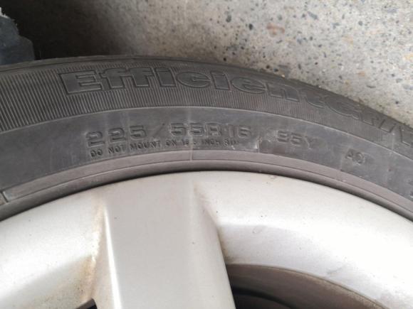 [上海·沪A] 二手奥迪奥迪A4L2013款 35 TFSI 自动标准型