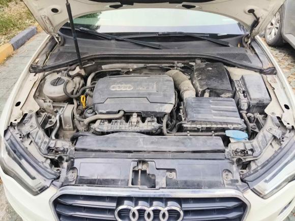 [上海·沪E] 二手奥迪奥迪A32014款 Sportback 40 TFSI S line 舒适型