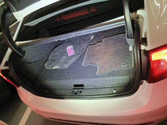 [上海·沪H] 二手沃尔沃沃尔沃S60新能源2015款 S60L E驱混动 T6智驭版