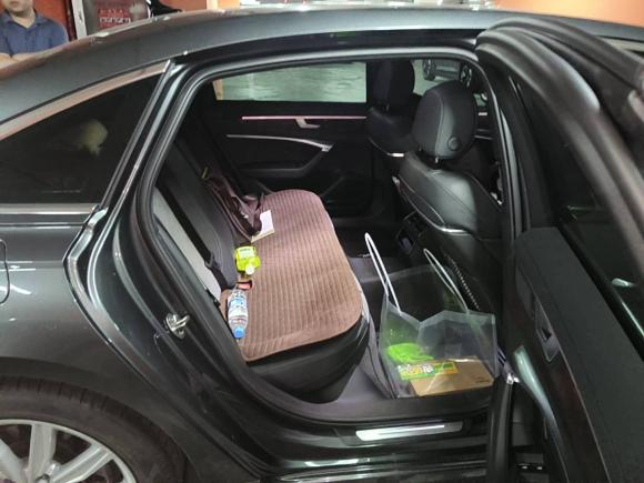 [上海·沪F] 二手奥迪奥迪A6L2022款 45 TFSI 臻选动感型