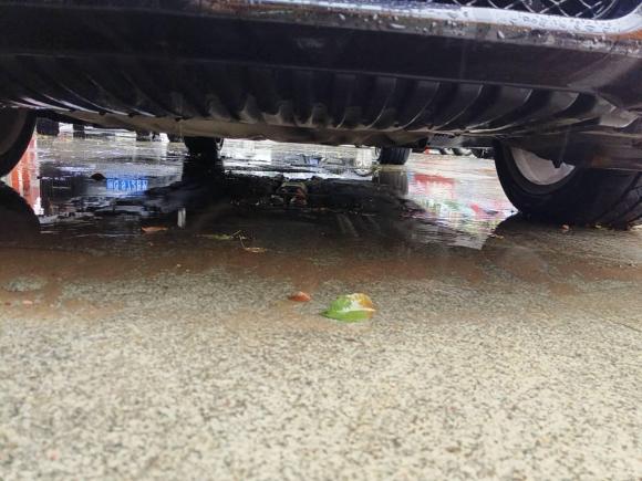 [南昌·赣M] 二手奔驰奔驰E级2013款 E 300 L 时尚豪华型