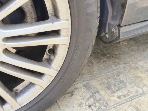 [上海·沪B] 二手奔驰奔驰E级2010款 E 200 CGI 优雅型