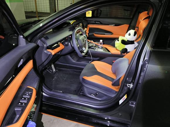 [南京·苏A] 二手长安长安UNI-V2023款 1.5T 运动版