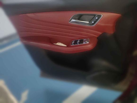 [无锡·苏A] 二手名爵名爵HS2018款 30T 自动两驱Trophy荷尔蒙燃情版 国V