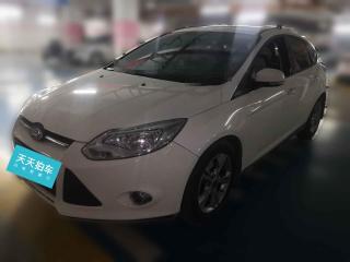 福特福克斯2012款两厢1.6L自动风尚型