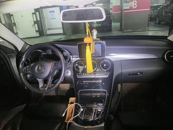 [上海·沪L] 二手奔驰奔驰C级2017款 改款 C 180 L 动感型运动版