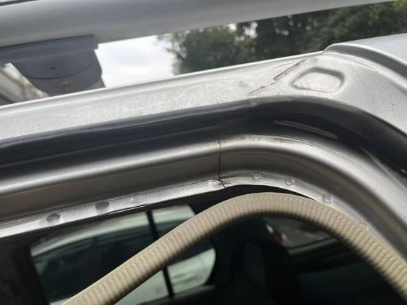 [成都·川A] 二手日产帕拉丁2004款 3.3L 四驱标准型