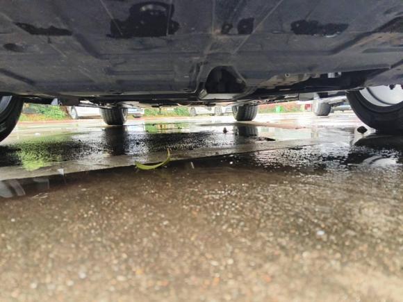 [义乌·浙G] 二手长安长安UNI-V2022款 1.5T 尊贵型