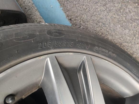 [无锡·粤T] 二手长安逸动2015款 1.6L 手动豪华型 国V