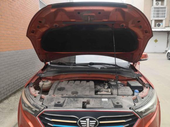 [常州·苏L] 二手奔腾奔腾X402017款 1.6L 自动尊享型