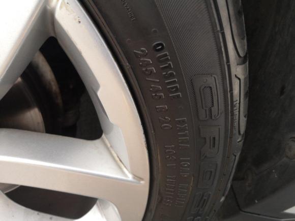 [上海·沪H] 二手路虎揽胜极光2013款 2.0T 5门耀动版