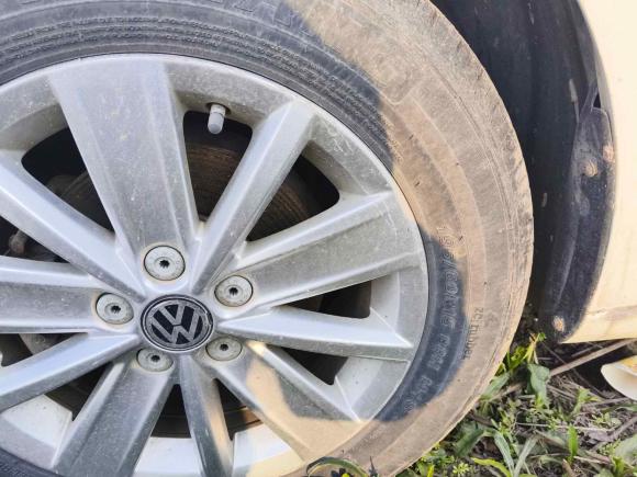 [上海·豫N] 二手大众捷达2013款 1.6L 手动舒适型