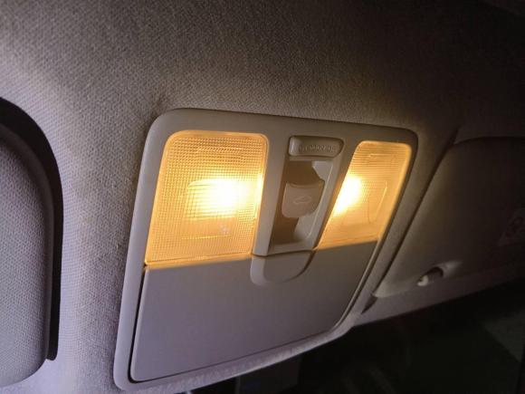 [武汉·鄂A] 二手现代朗动2012款 1.6L 自动尊贵型