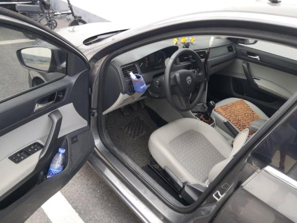 [上海·鄂J] 二手斯柯达昕锐2015款 1.6L 手动智选型
