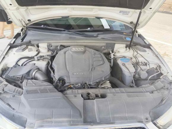 [深圳·粤B] 二手奥迪奥迪A4L2015款 35 TFSI 自动标准型