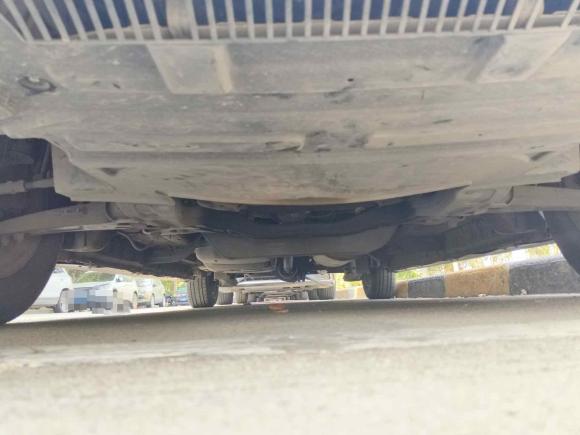 [西安·陕A] 二手上汽大通MAXUS大通G102018款 PLUS 2.4L 手动精英版