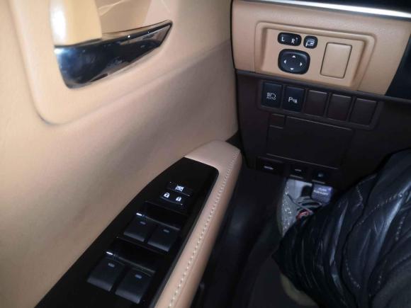 [西安·陕A] 二手雷克萨斯雷克萨斯ES2015款 300h 舒适版