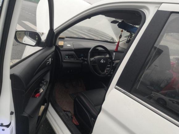 [成都·川A] 二手长安凯程长安欧尚A6002016款 1.5L 手动豪华型7座