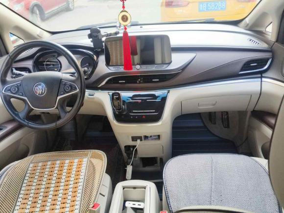 [青岛·鲁U] 二手别克别克GL82020款 陆上公务舱 652T 豪华型