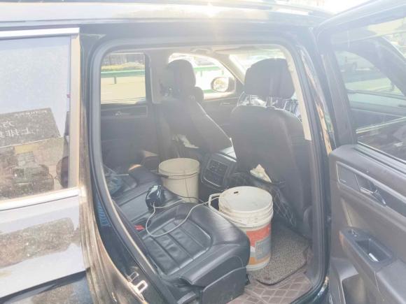 [宁波·浙B] 二手大众途昂2017款 530 V6 四驱旗舰版