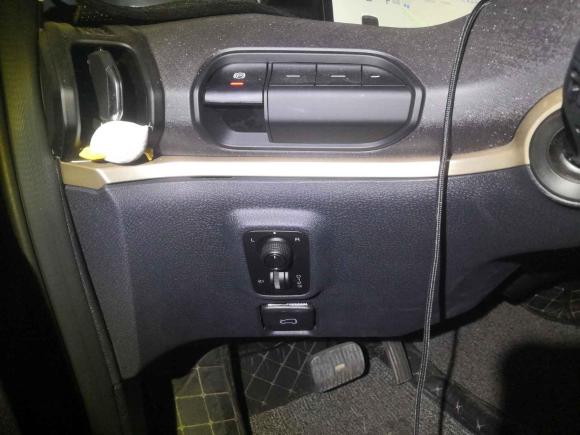 [无锡·苏B] 二手宝骏宝骏KiWi EV2022款 艺术家轻享版 三元锂