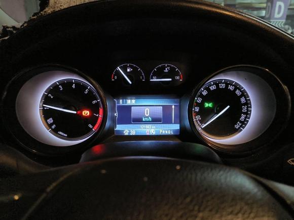 [武汉·鄂A] 二手别克威朗2015款 三厢 15S 自动领先型