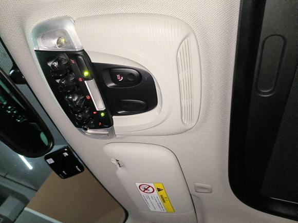 [深圳·粤B] 二手MINIMINI2018款 1.5T COOPER 经典派 五门版