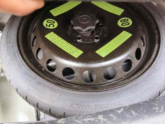[上海·沪F] 二手奥迪奥迪A4L2015款 35 TFSI 自动标准型