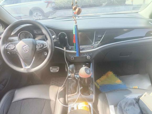 [青岛·鲁B] 二手别克威朗2015款 三厢 20T 双离合领先型