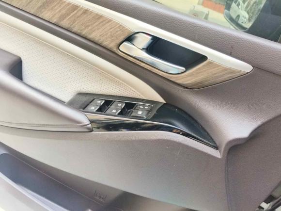 [苏州·苏E] 二手广汽传祺传祺M82021款 领秀系列 390T 至尊版