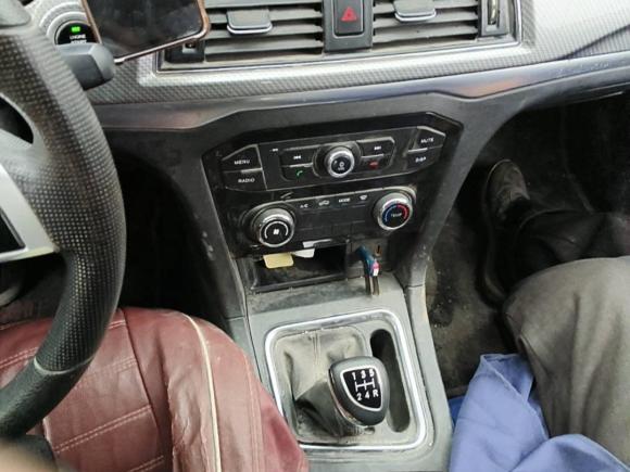 [湖州·浙E] 二手北汽威旺北汽威旺M50F2017款 1.5L 豪华型