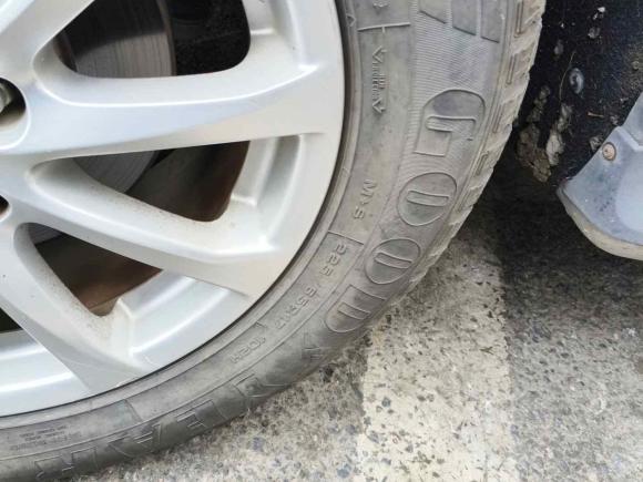 [深圳·粤B] 二手别克昂科威2016款 20T 四驱精英型