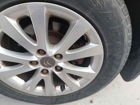 [济南·鲁A] 二手雪铁龙雪铁龙C52013款 2.0L 手动舒适型